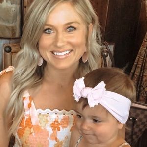 Meet your Posher, Alexi